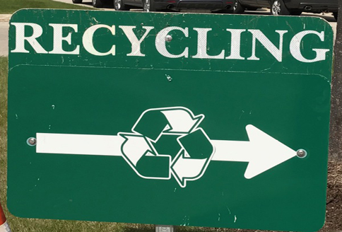 Recycling this way sign